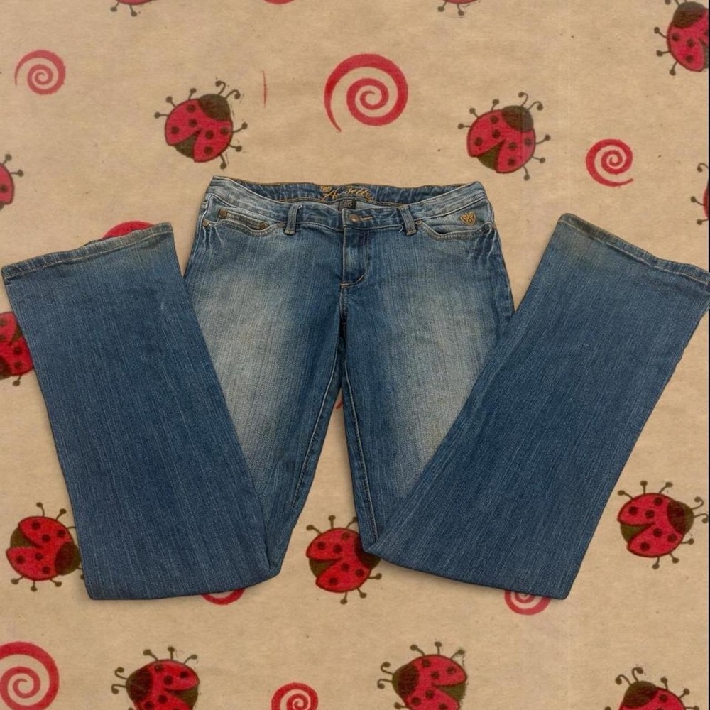 Low rise vintage jeans